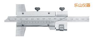 ��ɽ����