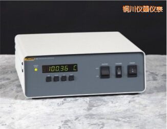 銅川Rosemount 設(shè)計恒溫槽的控制器